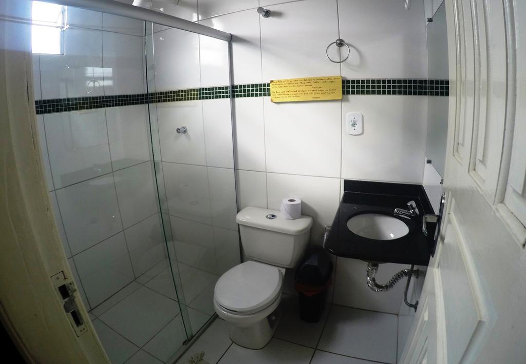 O Pharol Hostel E Pousada Итакаре Экстерьер фото